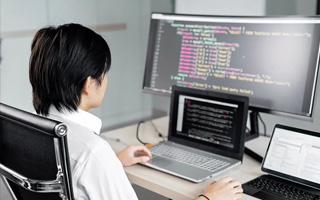 南城 api php源码,下载的php源码怎么运行呢？